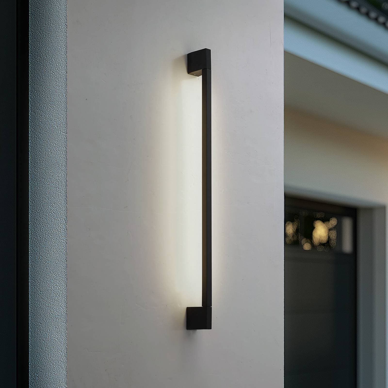 Lindby LED nástenné svetlo Neano, 90 cm, čierne, kov, IP54