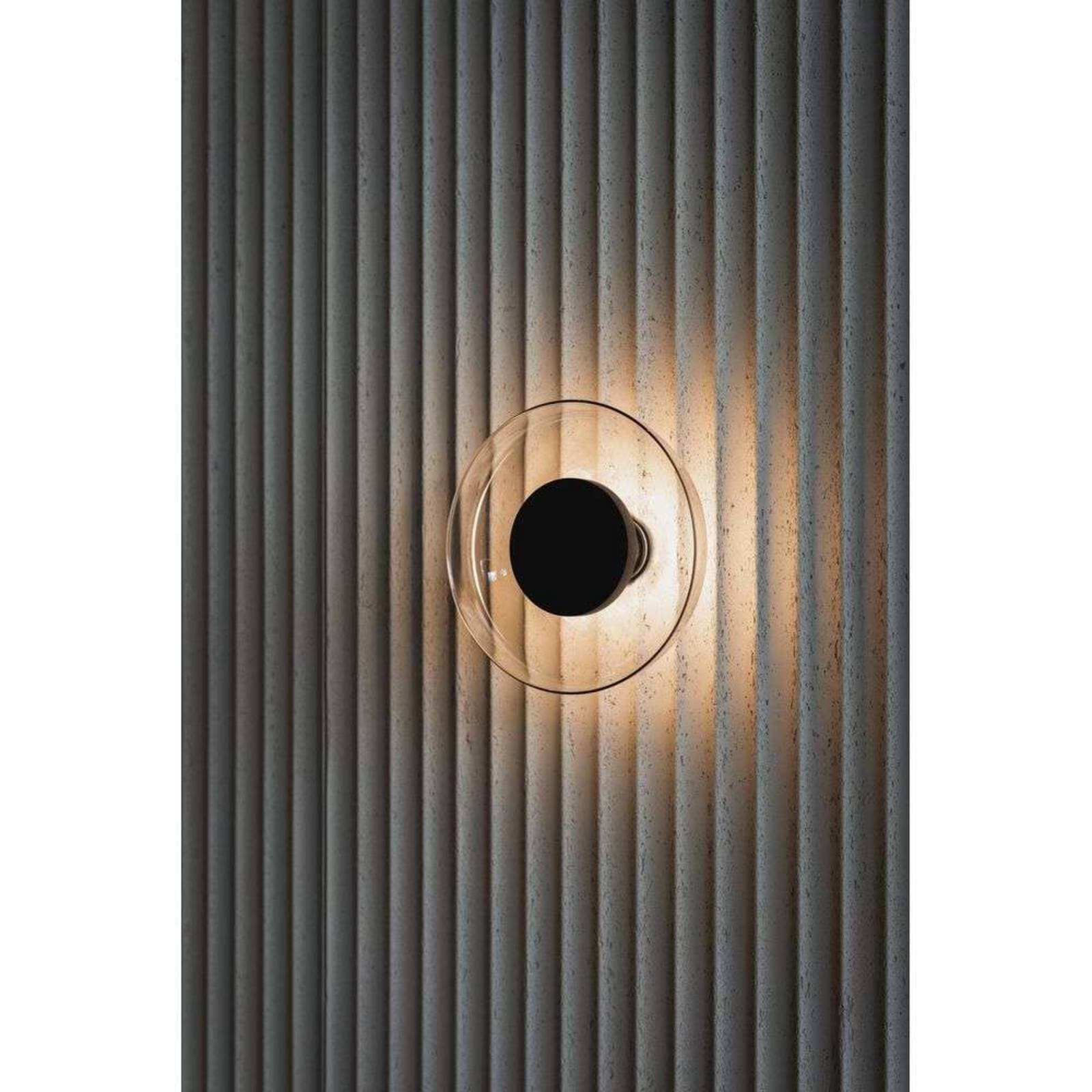 MARSET LED nástenné svetlo Aura, Ø 18 cm, zapnutie/vypnutie, opálové