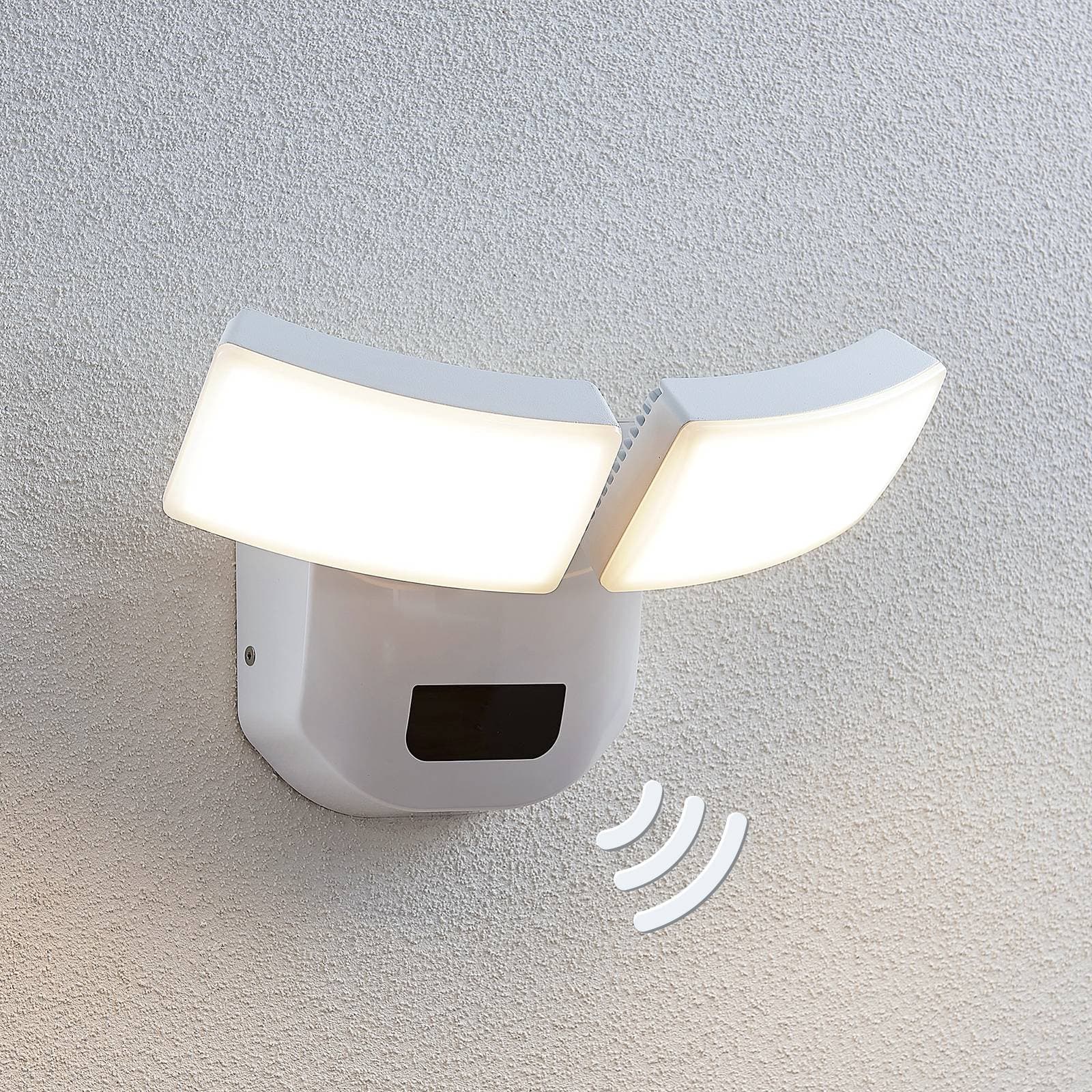 Lindby LED vonkajšie nástenné svietidlo Nikias, 30 cm, senzor, 2 svetlá, biele