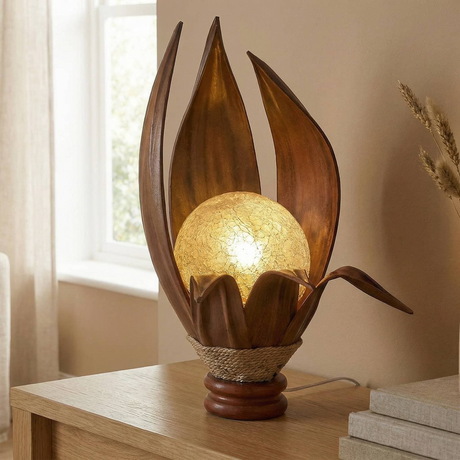 Stolová lampa Karima z tvrdených kokosových listov