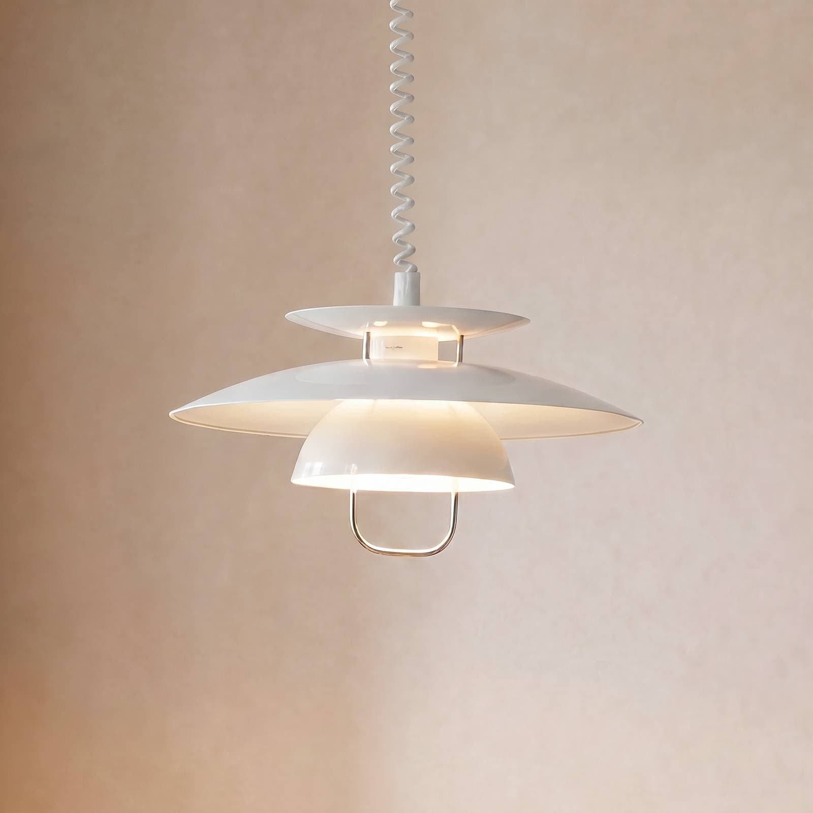 Závesná lampa Lindby Nadija, biela, 43 cm, výškovo nastaviteľná, E27