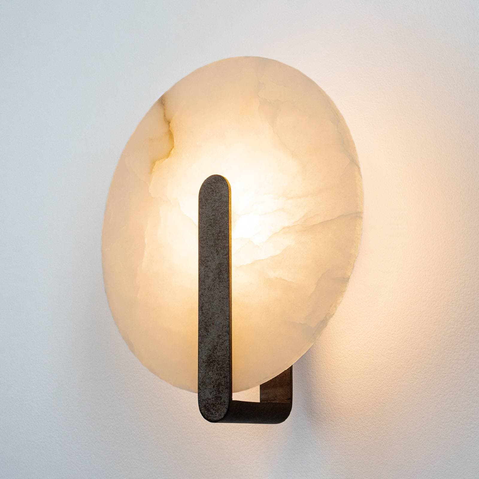 LED nástenné svetlo 2553, biela/čierna, Ø 25 cm, alabaster