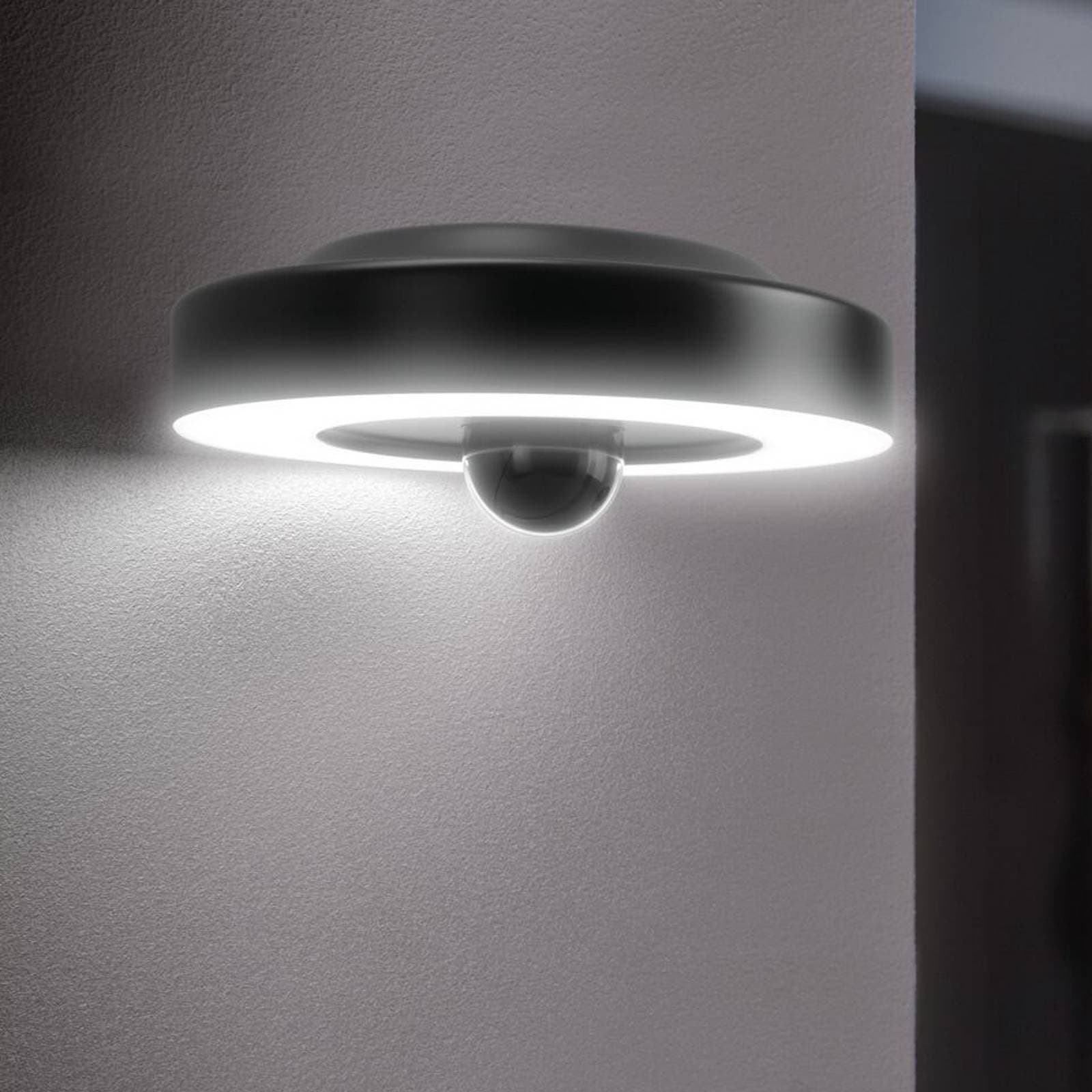OSRAM SMART+ Wifi LED vonkajšia kamera CIRCLE, grafitový senzor IP44