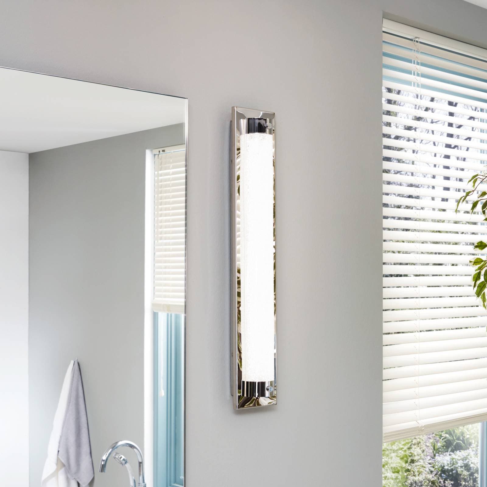 Stropné svietidlo LED Tolorico, dĺžka 57 cm