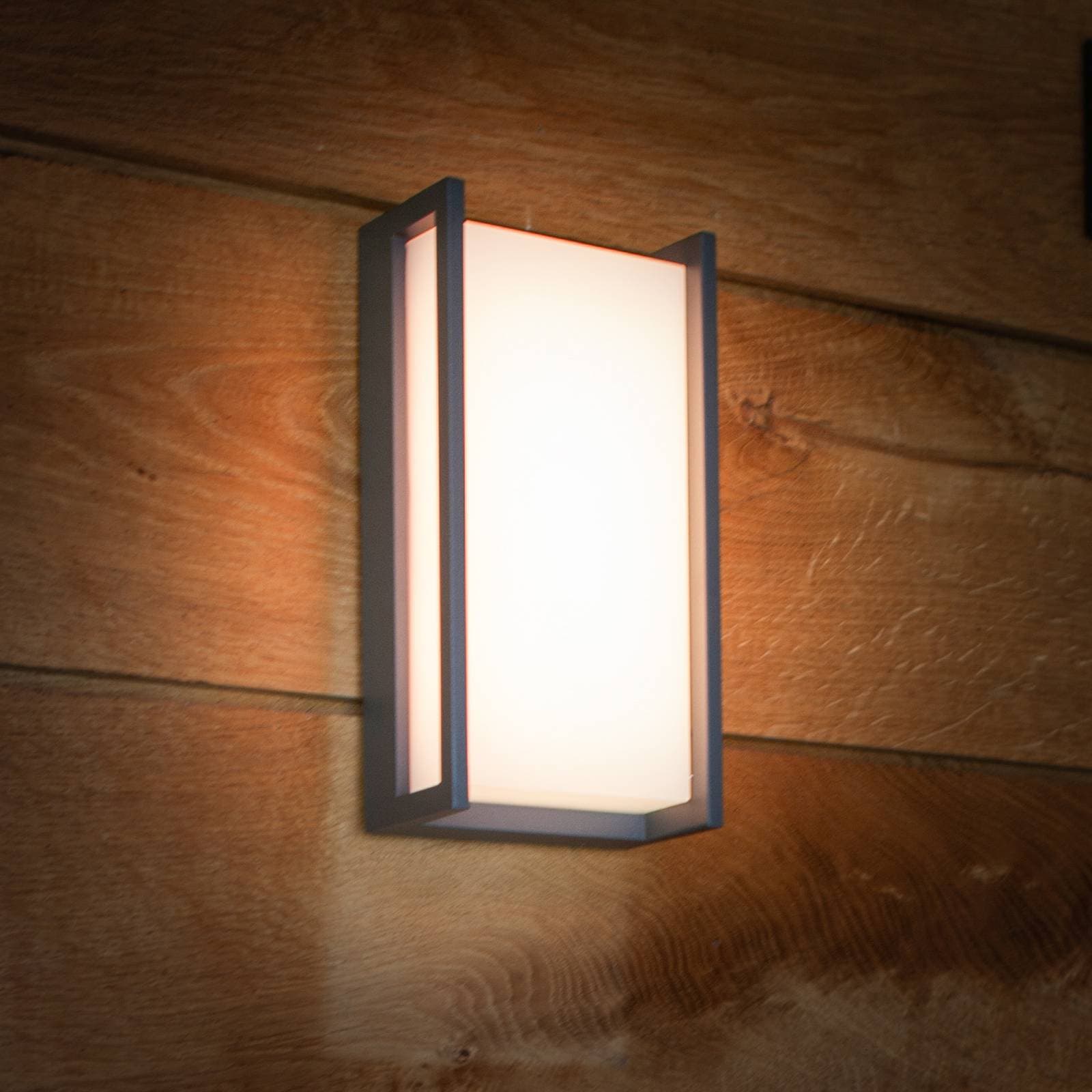 Inteligentné vonkajšie nástenné svietidlo QUBO, tmavošedá, 22 cm, IP54, RGB, CCT