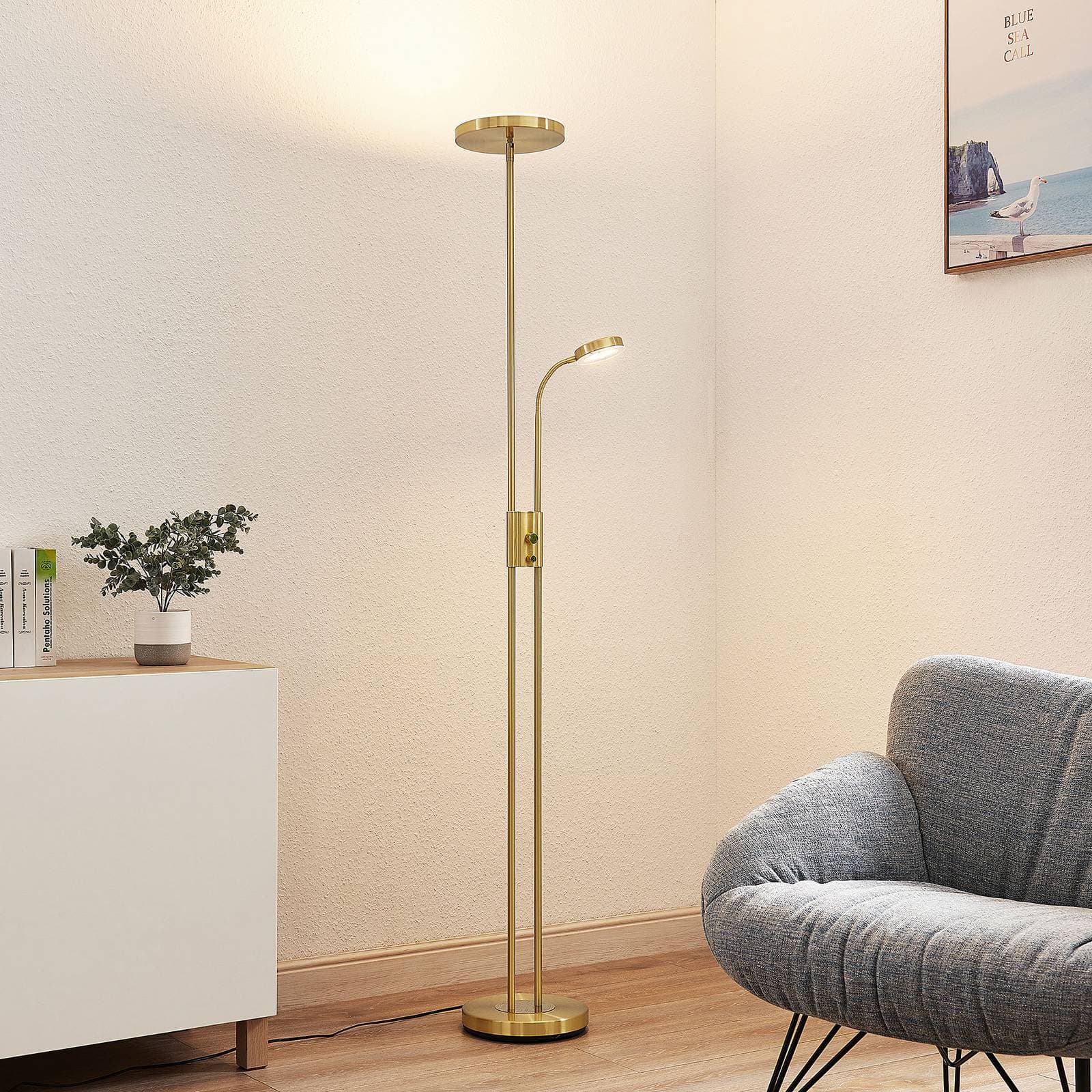 Lindby LED stojacia lampa Seppa, okrúhla, mosadz, kov, 180 cm