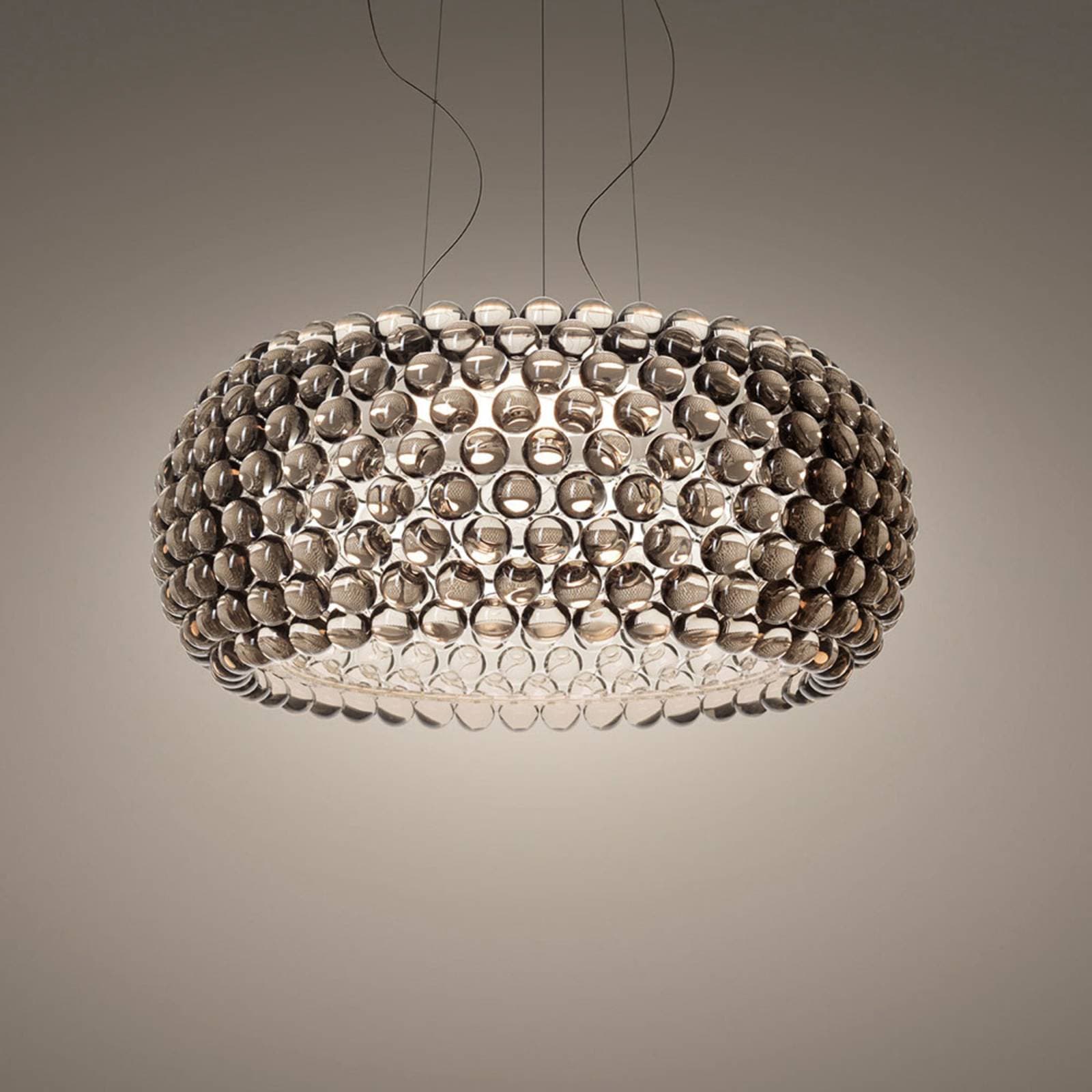Foscarini Caboche Plus Grande závesná stmieva sivá