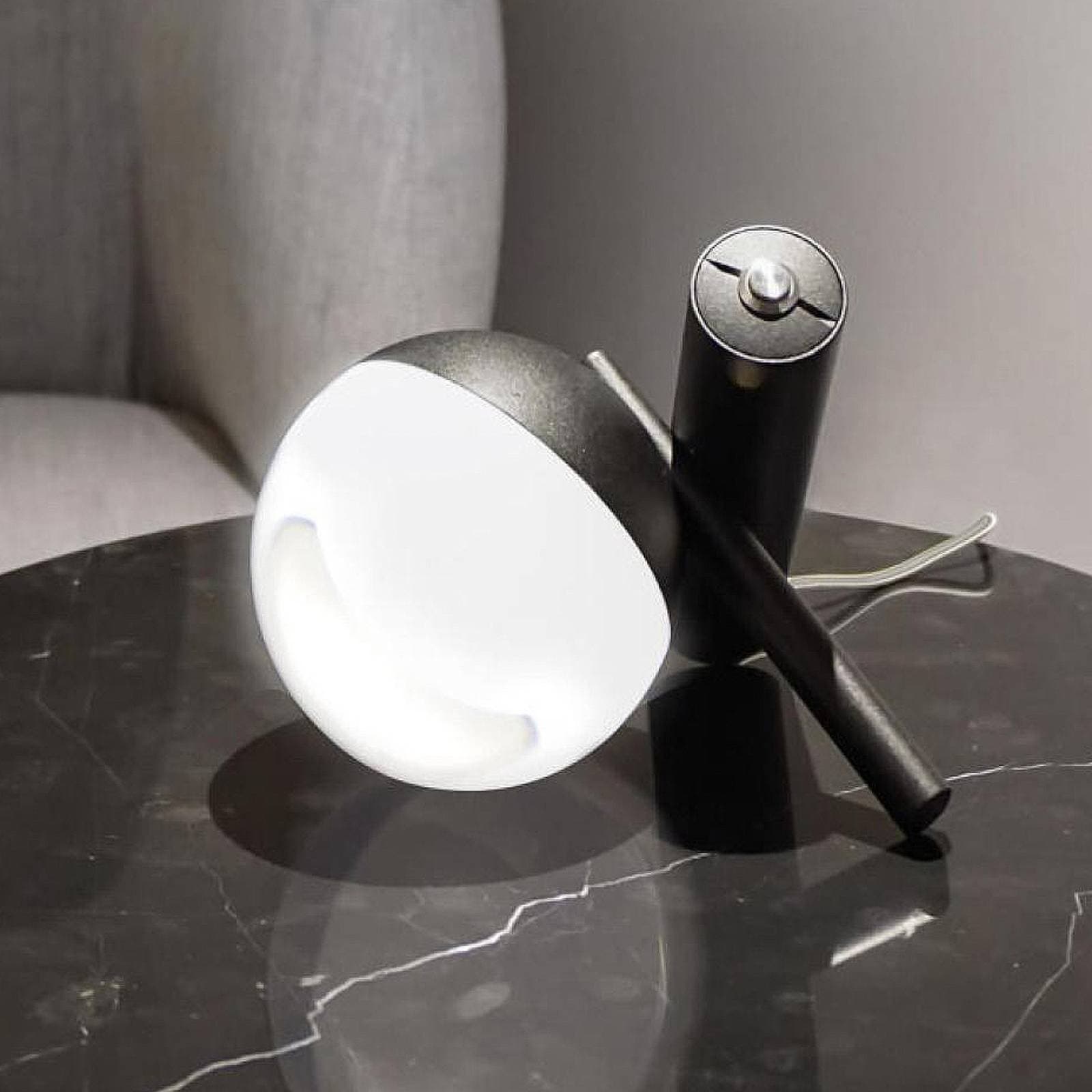 Stolná lampa Rossini LED, čierna, hliník, PMMA, stmievač
