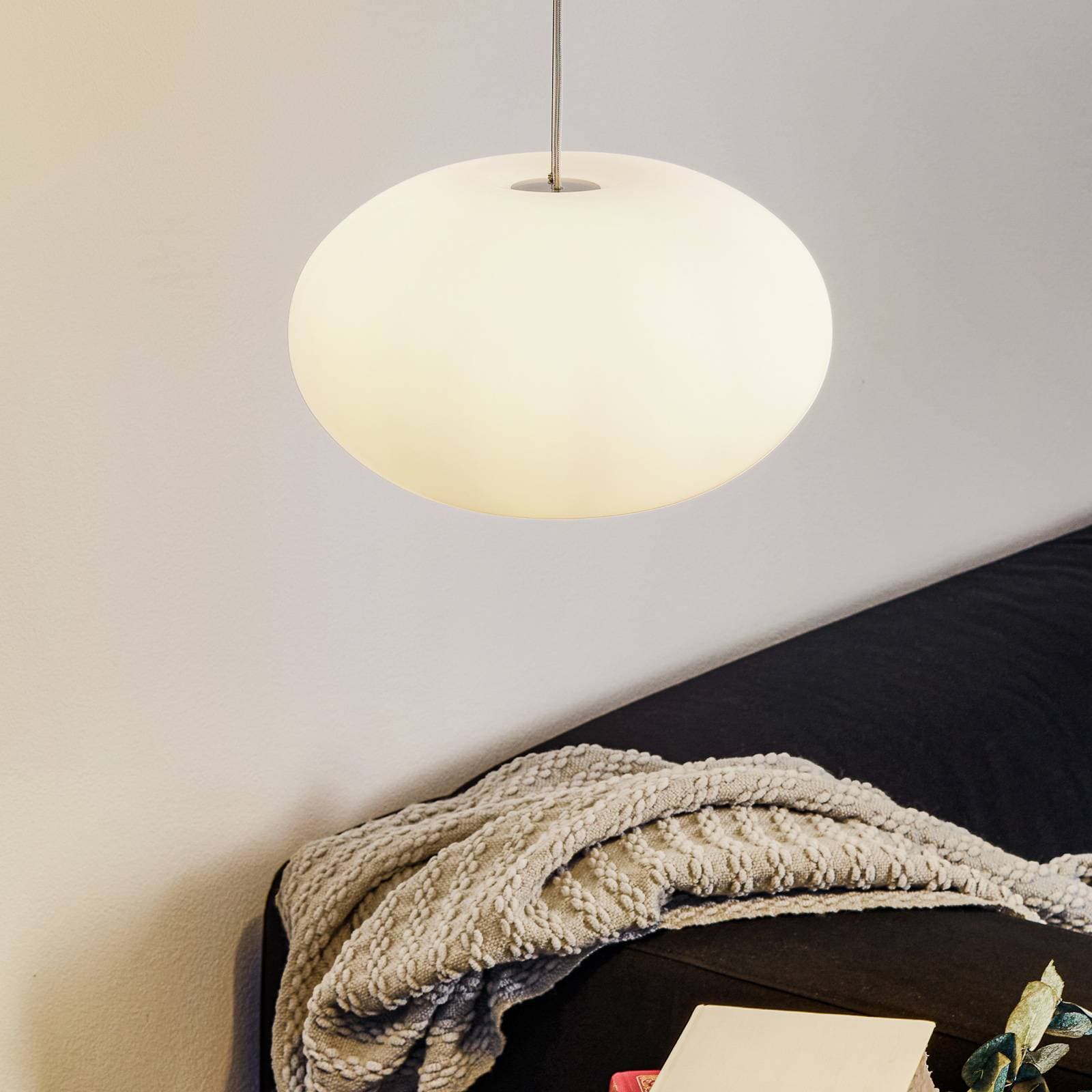 Casablanca Aih – závesná lampa 28 cm biela matná
