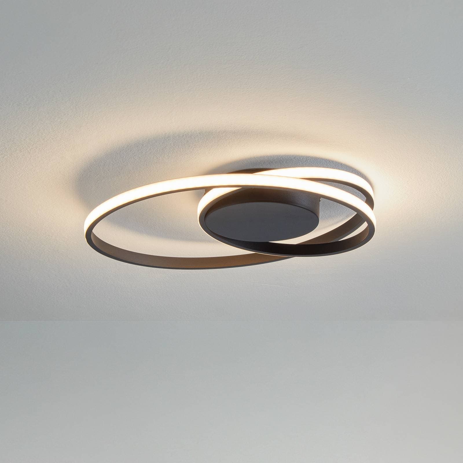 Stropné LED svetlo Lindby Youna, čierne, z hliníka, 39 cm, stmievateľné