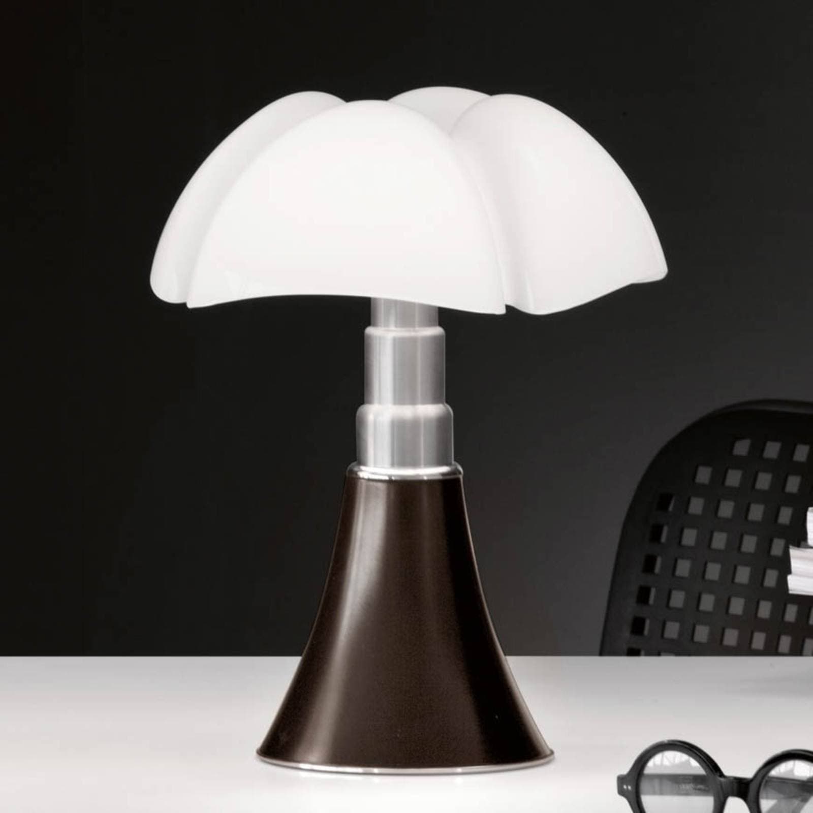 Martinelli Luce Pipistrello LED stolová lampa, hnedá, stmievateľná