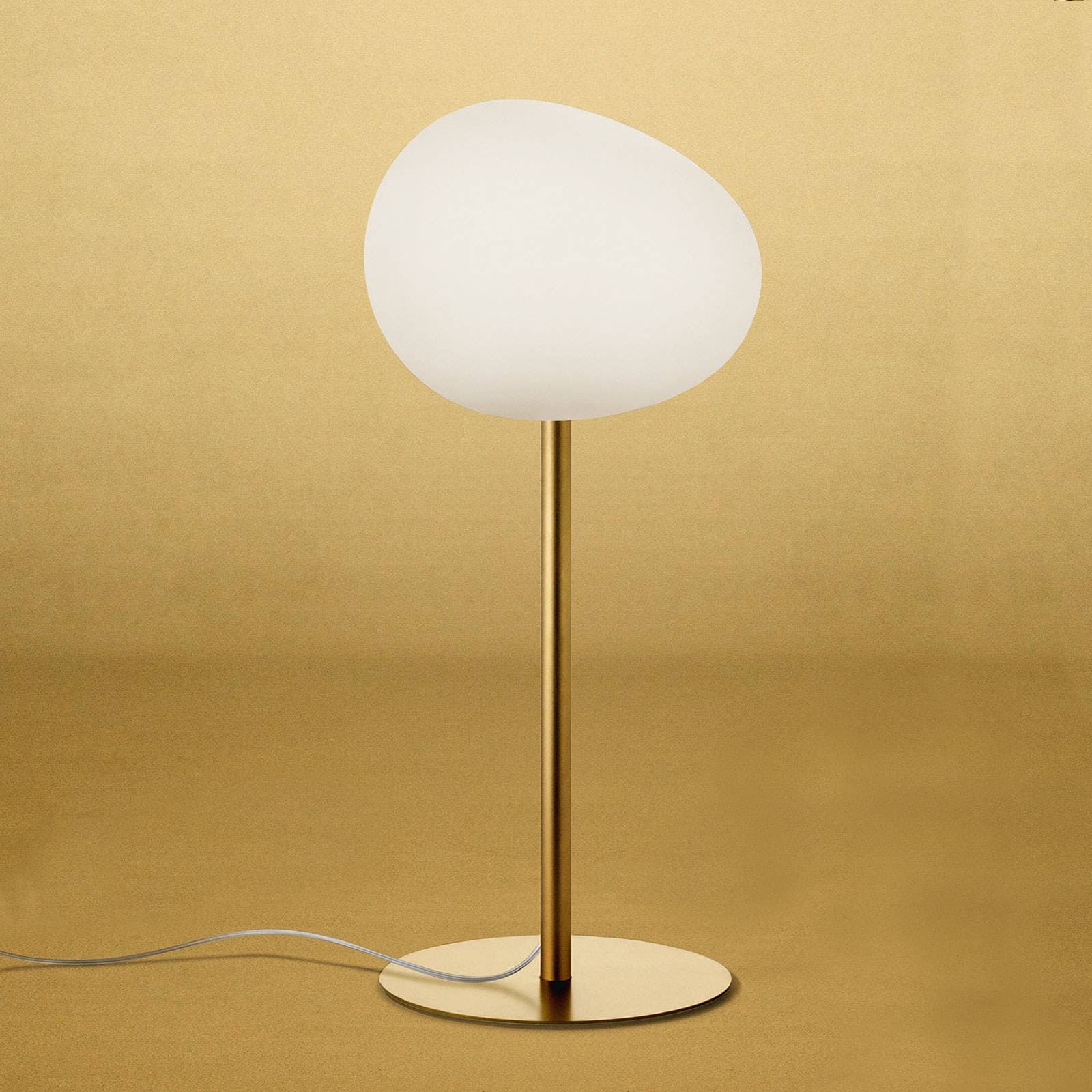 Stolná lampa Foscarini Gregg media alta, zlatá