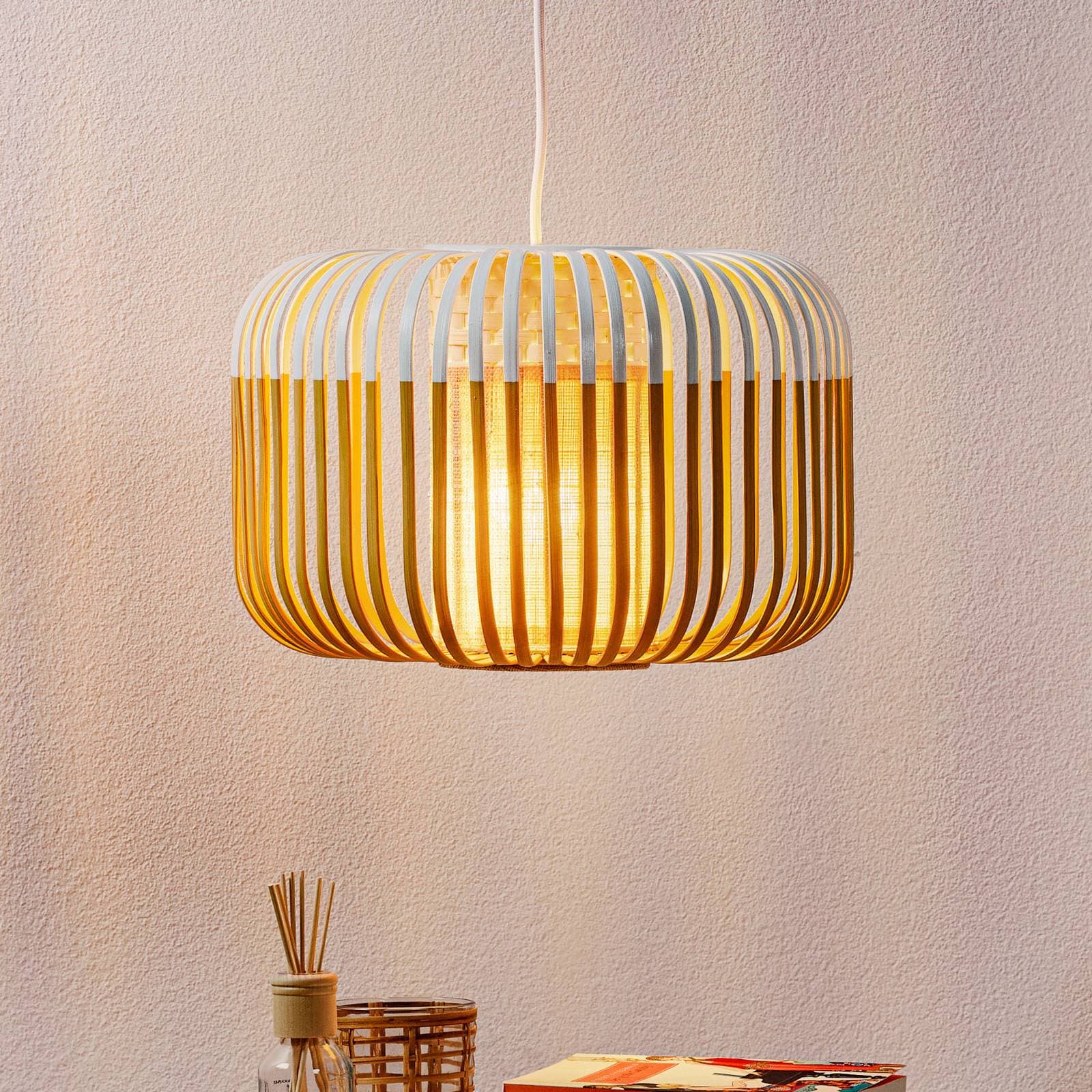 Závesné svietidlo Forestier Bamboo S, Ø 35 cm, biela