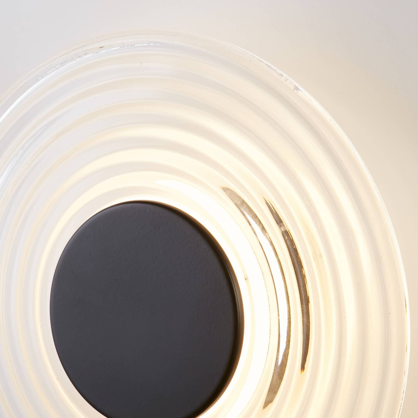 LED nástenné svetlo Cleo, priehľadná/matná čierna, Ø 30 cm, sklo