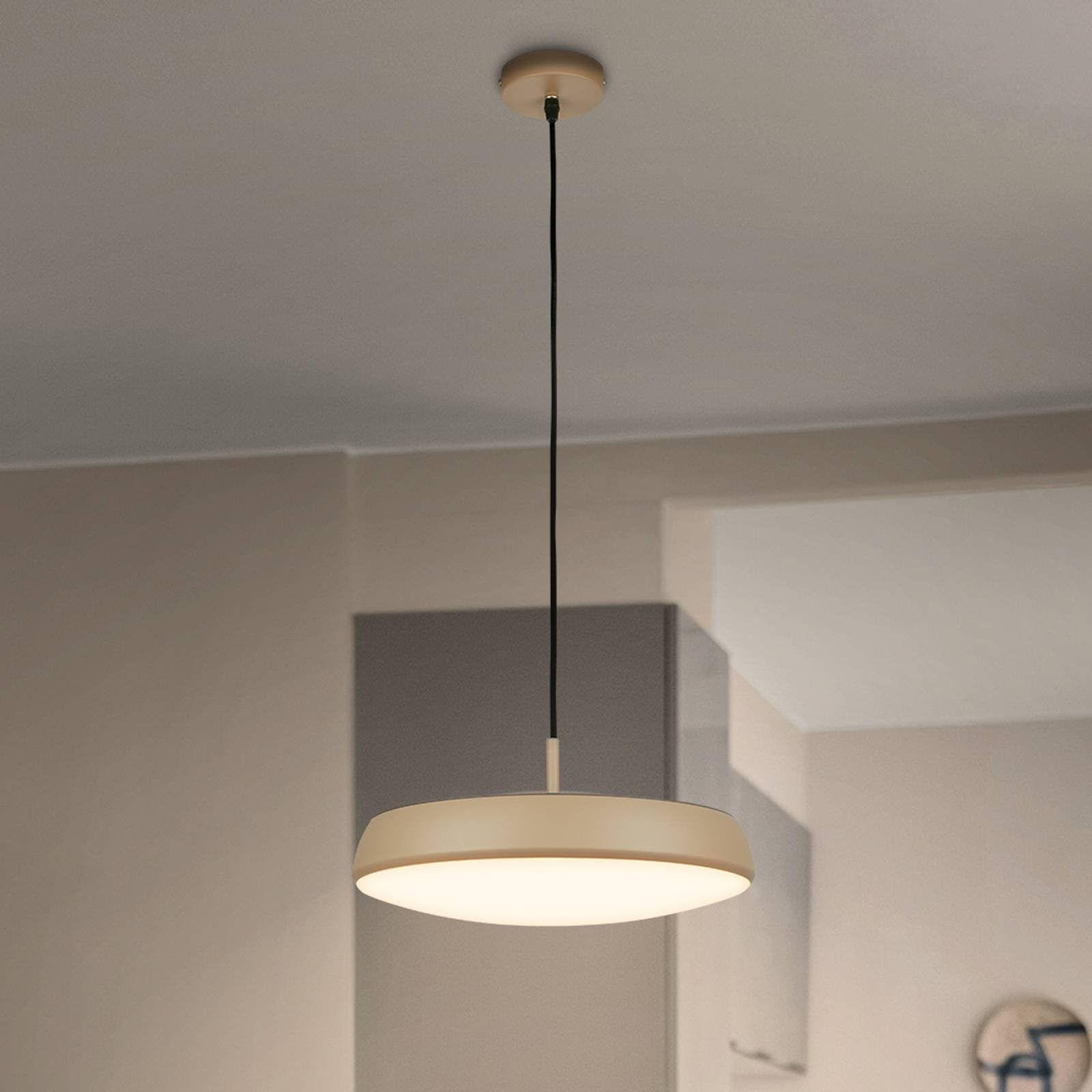 LED závesné svietidlo Nala, béžové, kov/plast, Ø 35 cm