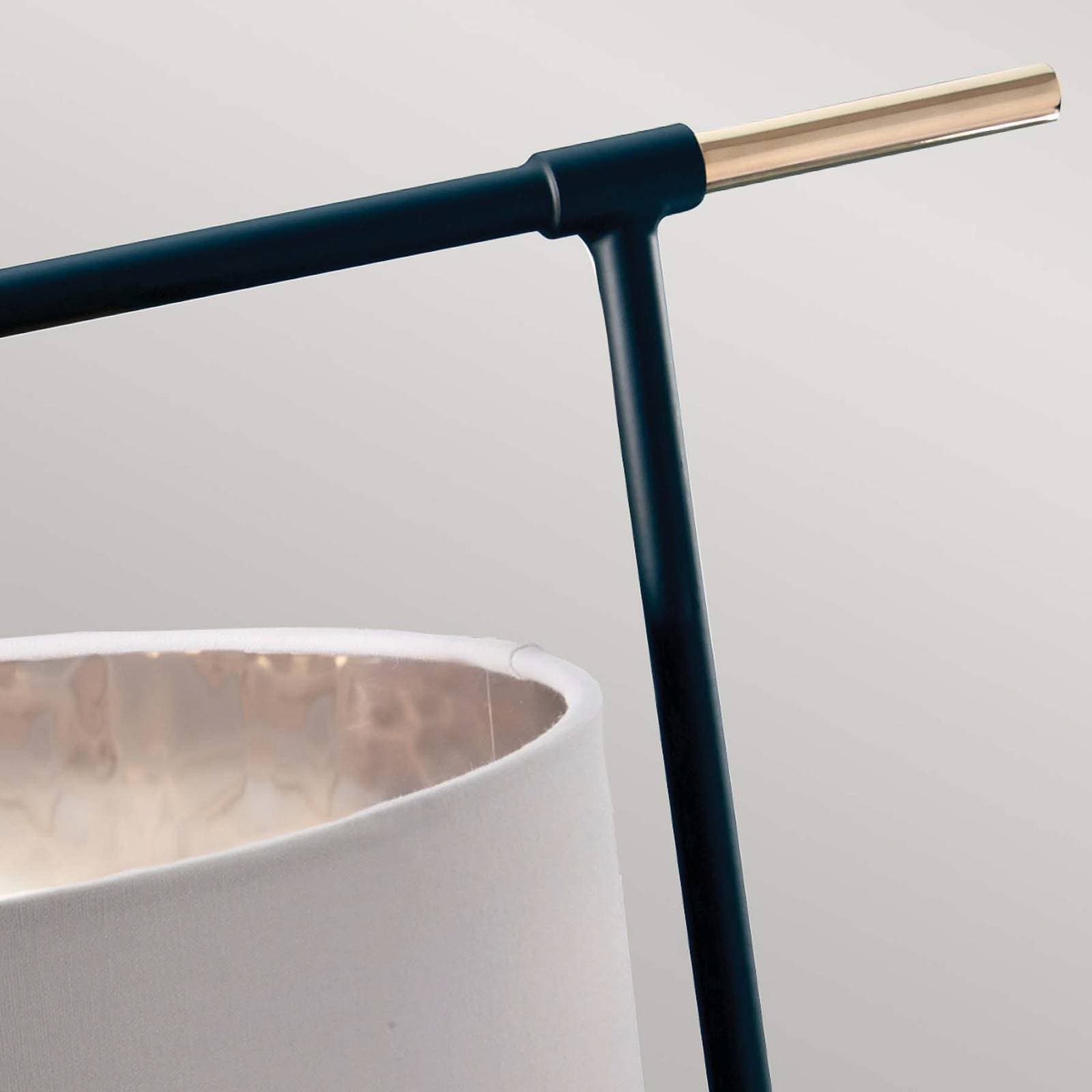 Stolová lampa Balance, čierna/niklová, biele tienidlo
