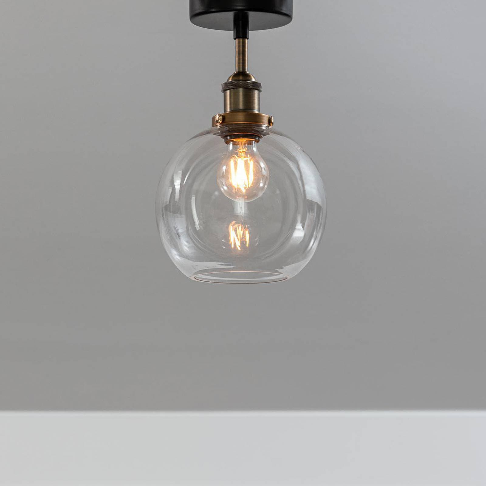 PR Home Stropné svietidlo Omega, číre/mosadzné/čierne, Ø 20 cm