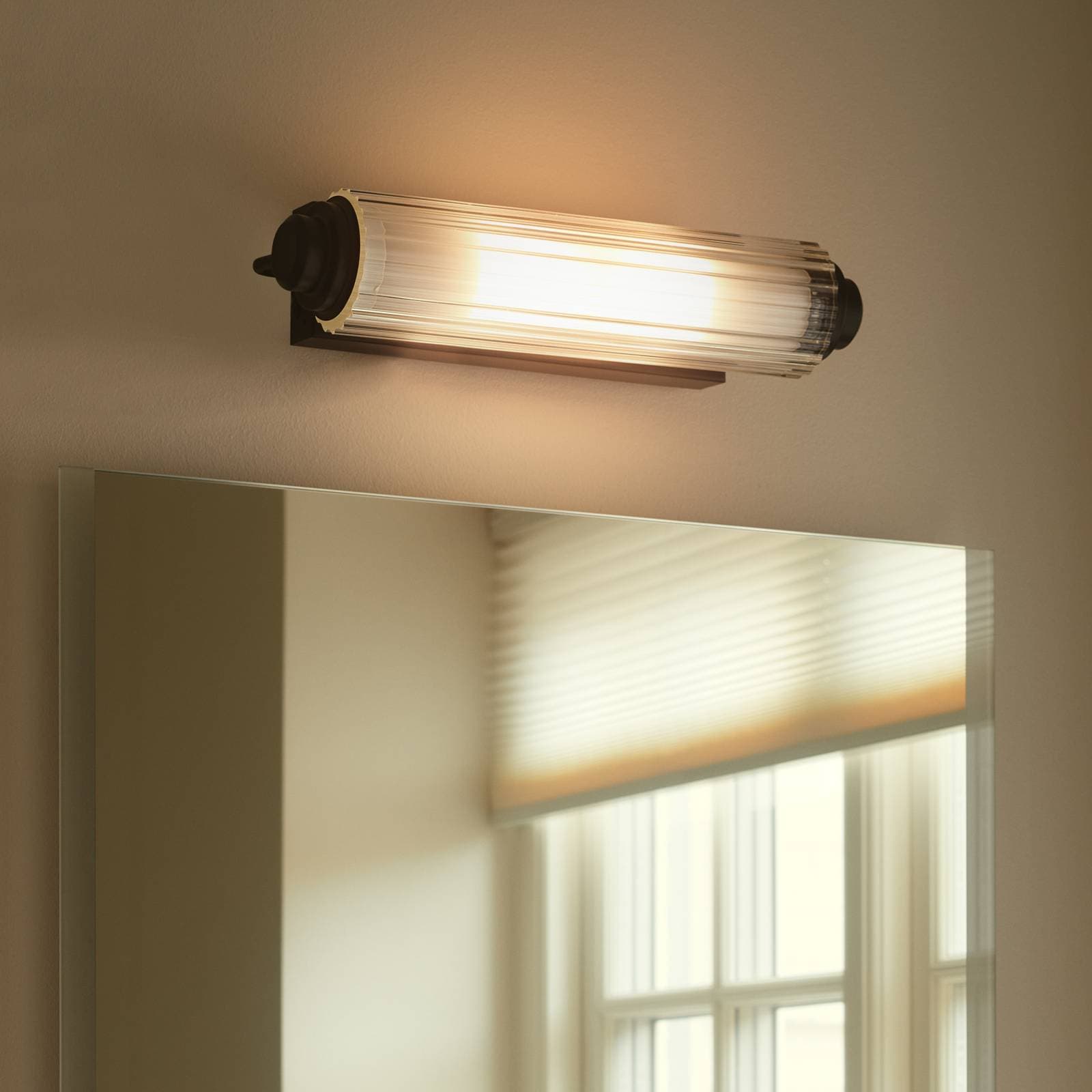 Nordlux Nimal Double nástenné svetlo, IP44, kov, čierne