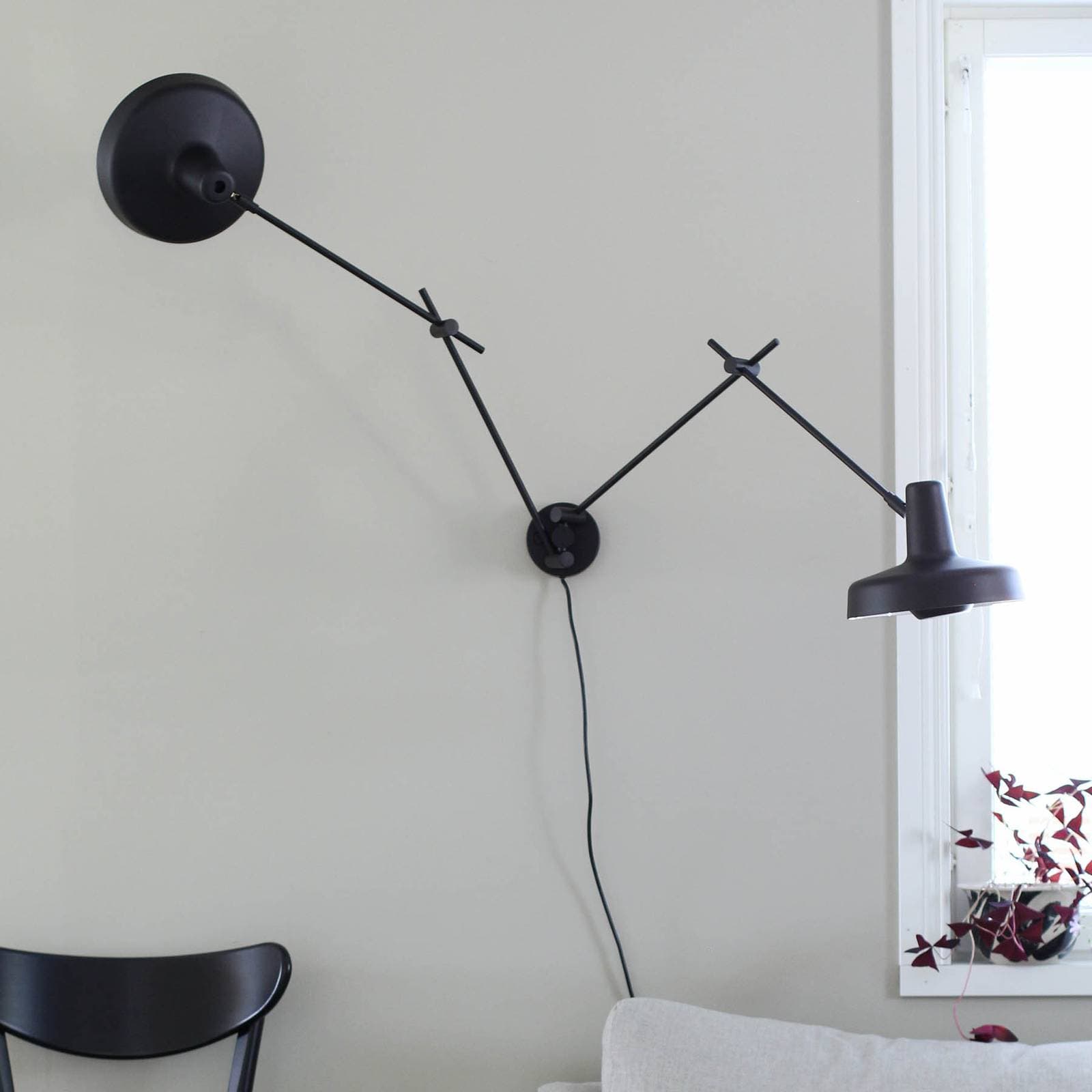 GRUPA Arigato nástenné svetlo 2-pl. 70 cm čierne