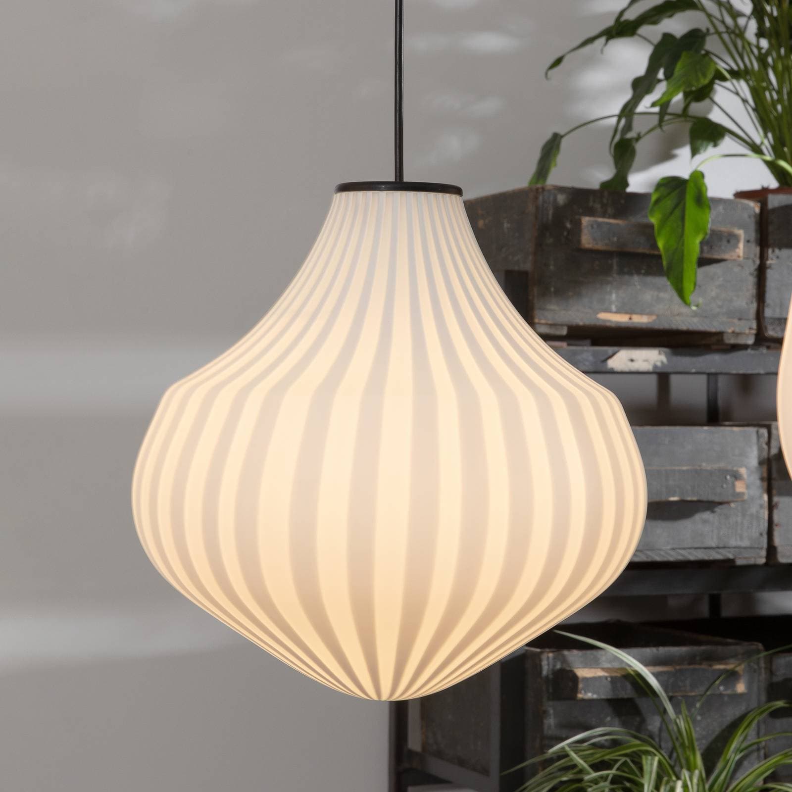 Karman Circus závesná lampa 32 cm, z bieleho skla