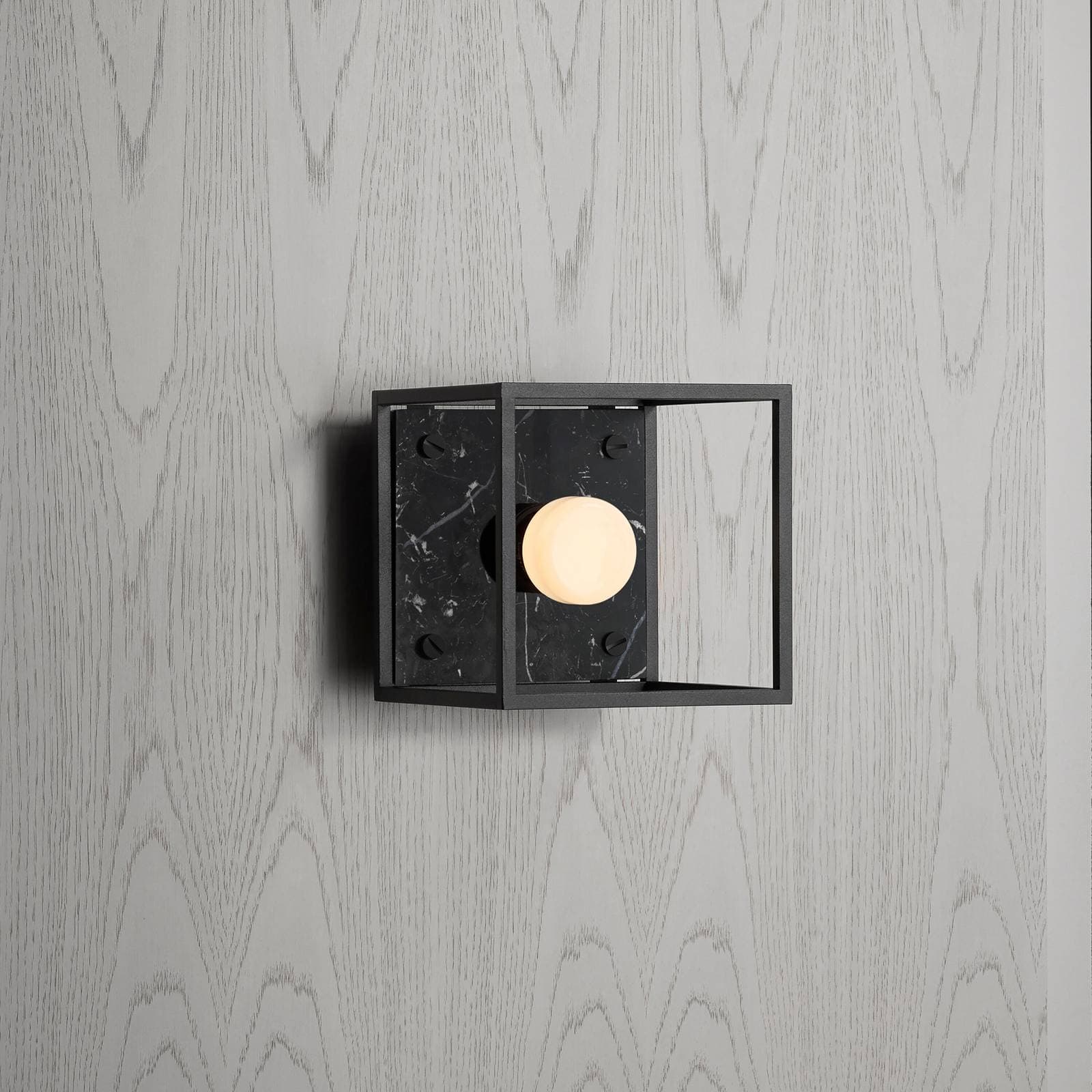 Buster + Punch LED žiarovka E27 5W opálová 2700K stmievateľné