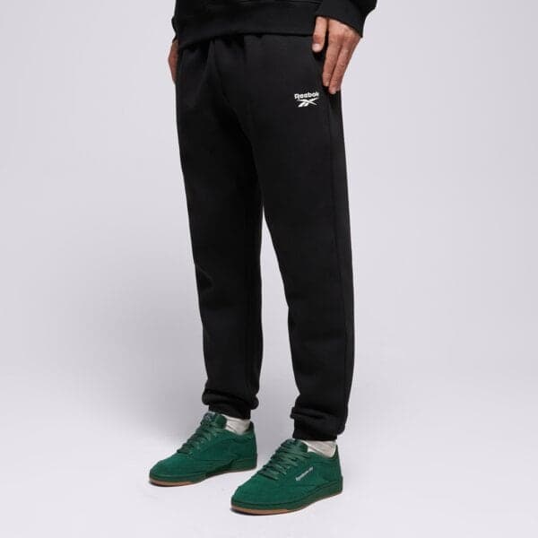 Reebok Andre Small Logo Cuffed Čierna EUR L