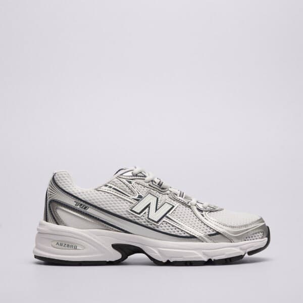 New Balance 740 Tmavomodrá EUR 37