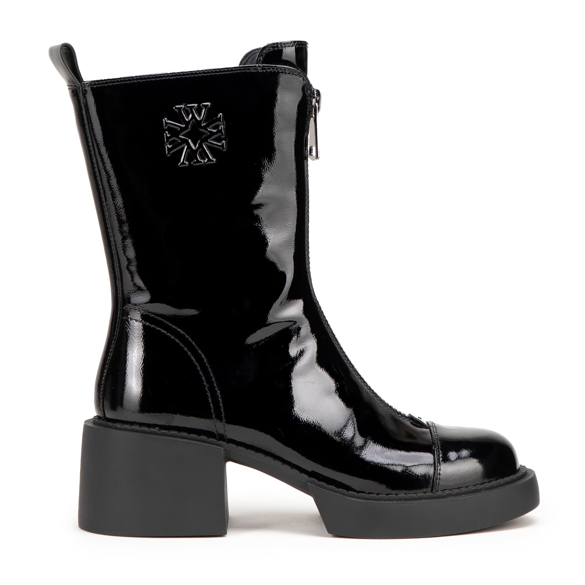 Dámske kožené členkové čižmy s monogramom čierno-strieborné 99-D-500-1L