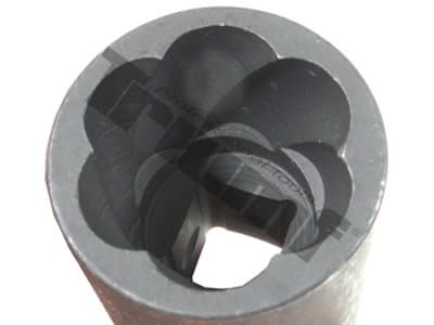 Hlavica na poškodené skrutky 3/8" vstup - 18 mm
