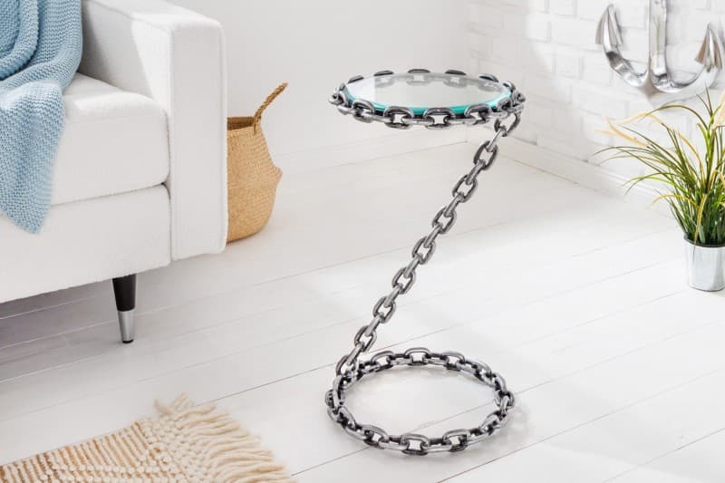 Estila Moderný dizajnový príručný stolík Belime Silver s kovovou reťazovou konštrukciou a okrúhlou doskou zo skla 55cm
