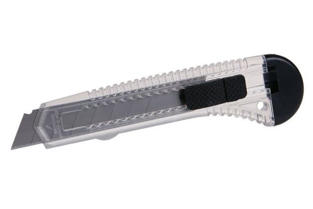 P 204-odlamovací nůž 18mm tlač.aretace