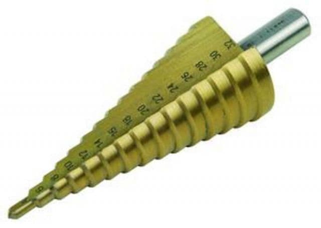 EXTOL CRAFT Vrták stupňovitý 4-32mm, stupňovanie 2mm, 15 otvorov
