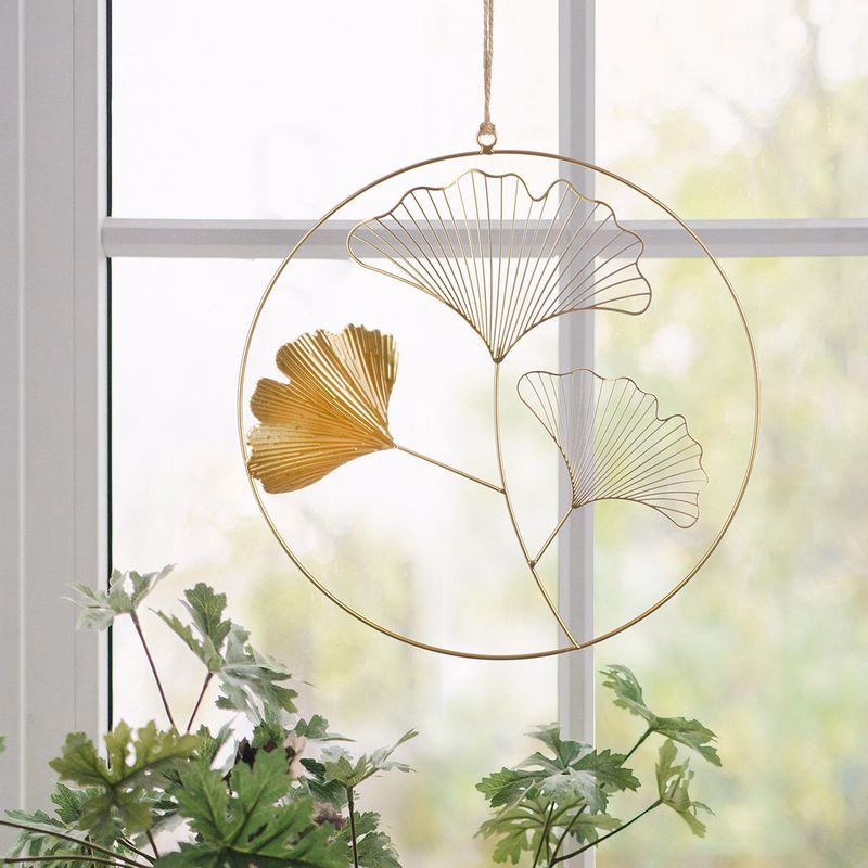 Okrúhly prívesok s motívom ginka "Golden Ginkgo"