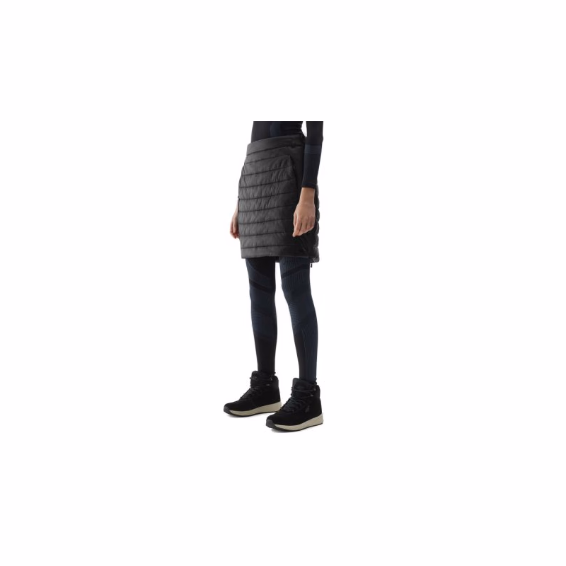 Dámska turistická sukňa 4F SKIRT FNK-AW23TFSKF008-21S-BLACK