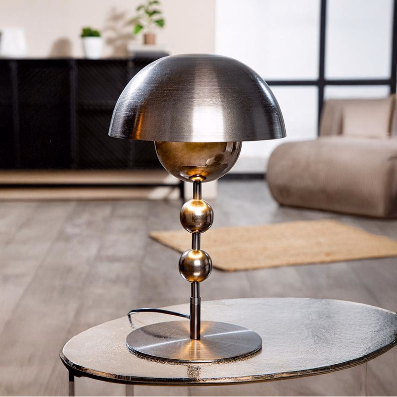 Guľová stolová lampa Metallique, strieborná