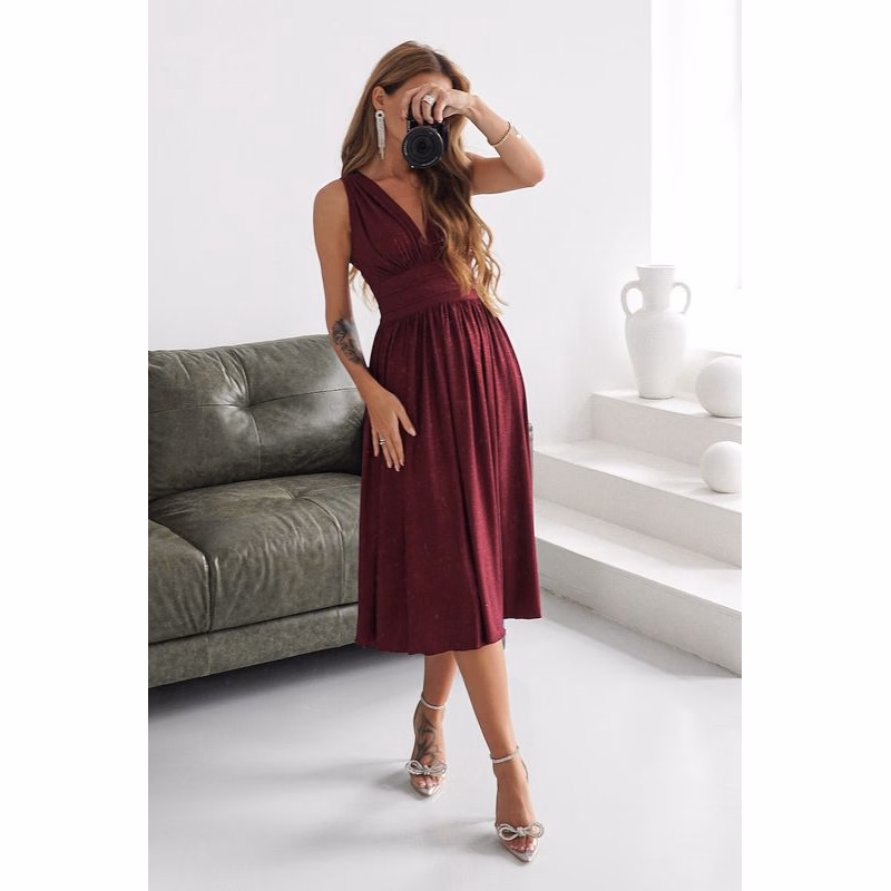 Warsaw Dress Purpurové trblietavé midi šaty Veľkosť: S