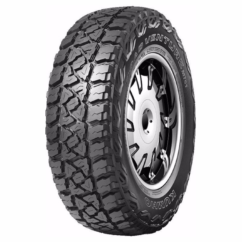 Kumho Road Venture MT51 ( 225/70 R17 110/107Q 8PR, POR, s ochrannou lištou ráfika (FSL) )