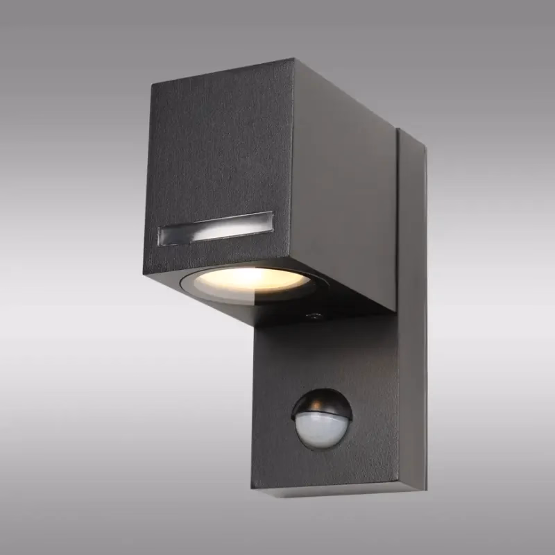 Nástenná LED lampa FAVEIRA 6499 čierna s pohybovým senzorom KD1