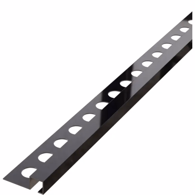 Rohový profil QS 10,5 mm x 270 cm čierny lesk